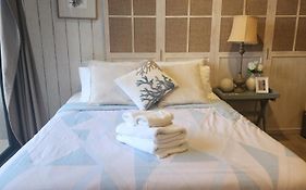 Apple'S La Casita Condo Hua Hin Room2